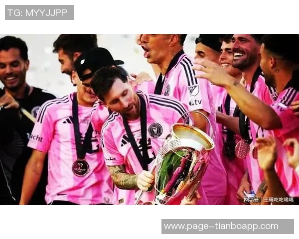 阿连德季后赛首度戴帽追平纪录喜获冠军荣耀